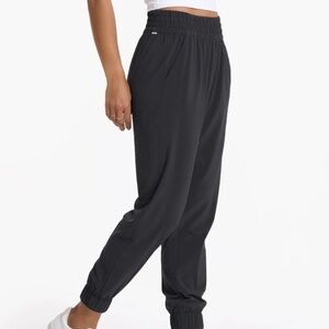 Vuori Villa Women’s Jogger